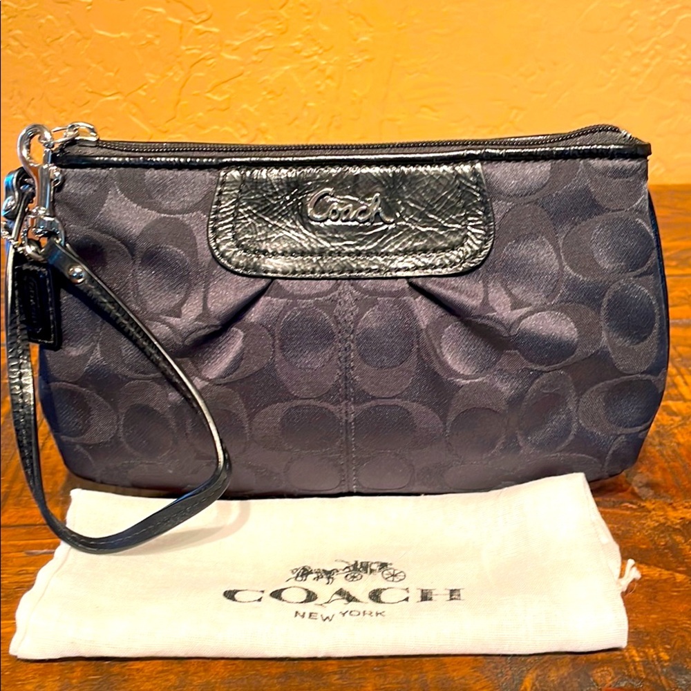Coach Ashley Black Sateen Wristlet with Black Leather Trim Like New! With Dusty!